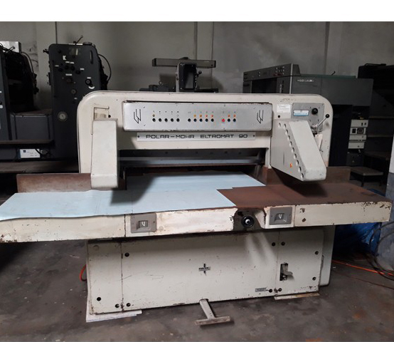 Polar-90 Paper Cutting Machine